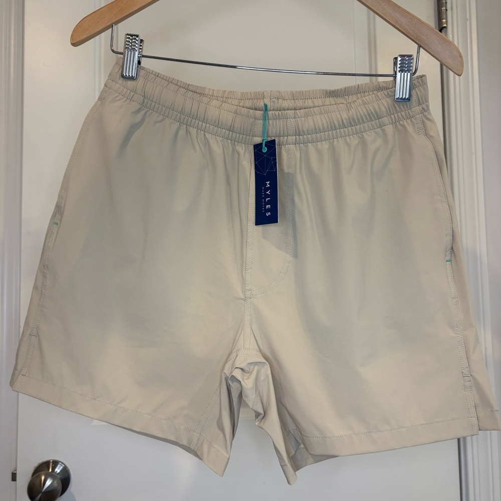 Myles Khaki 6” Shorts